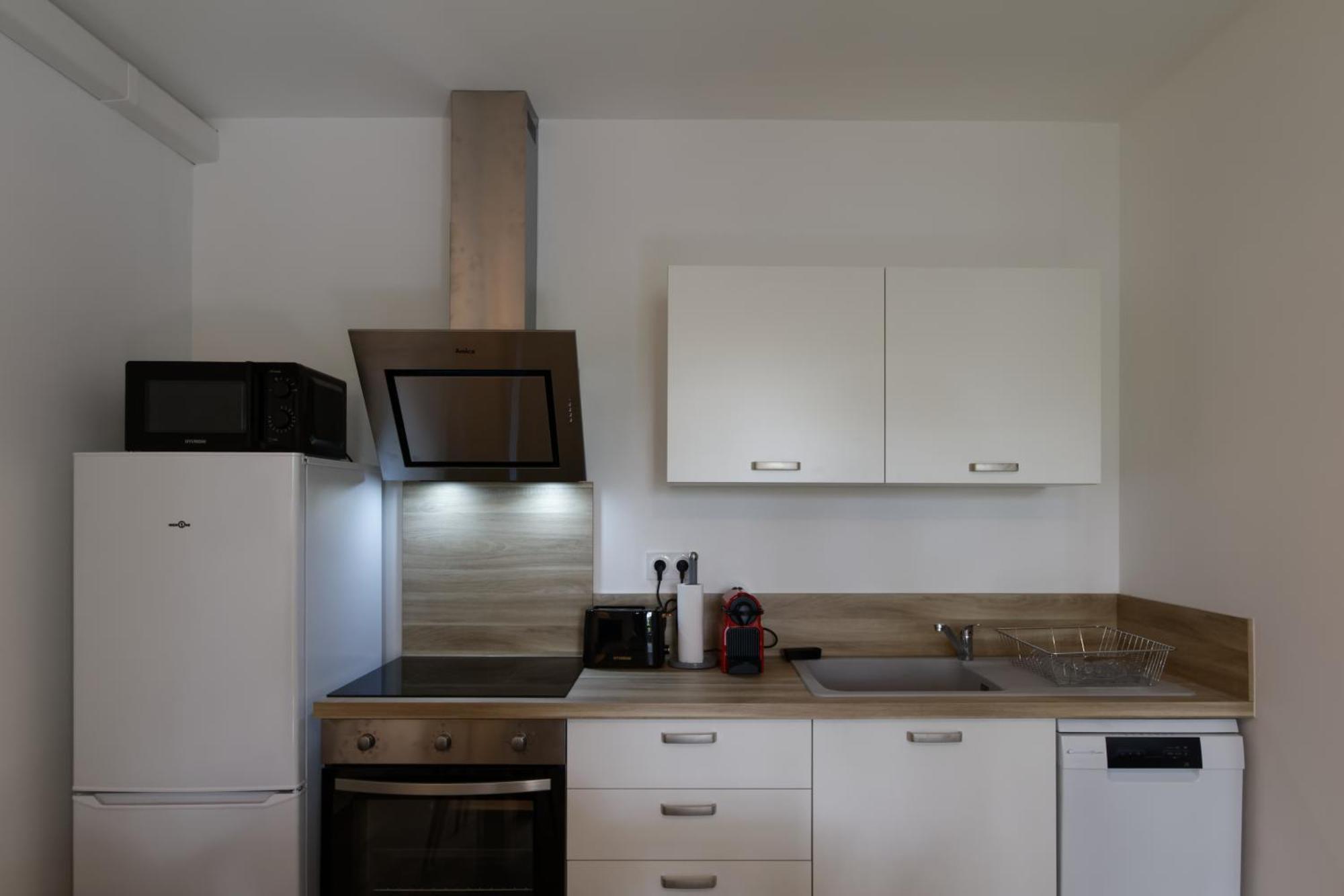 028- Chu Hopital, 2chambres, Parking, Tram Appartement Montpellier