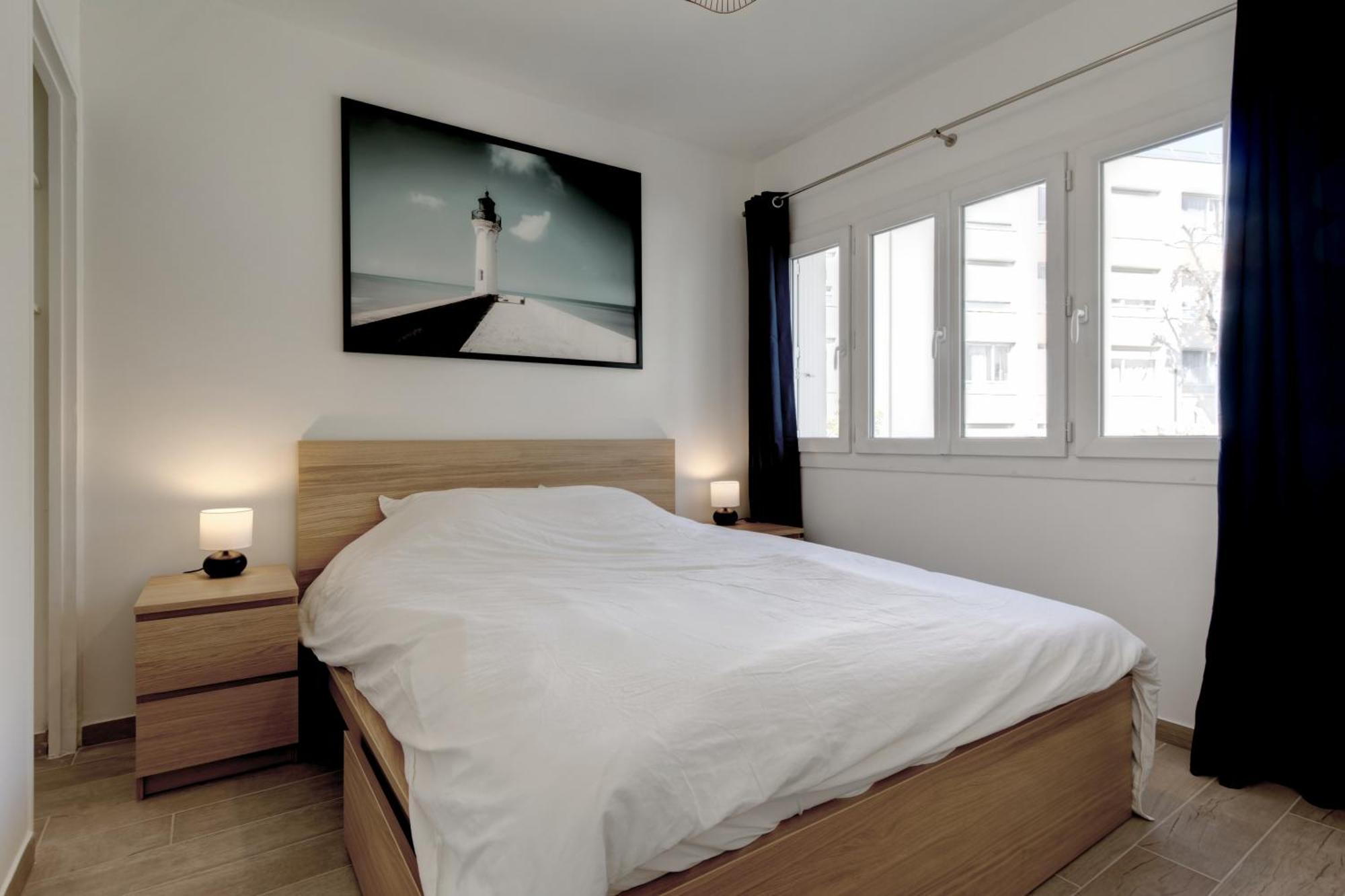 Apartment 028- Chu Hopital, 2chambres, Parking, Tram *